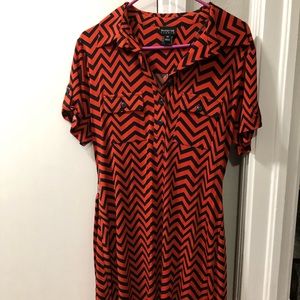 En focus polyester dress. Chevron pattern